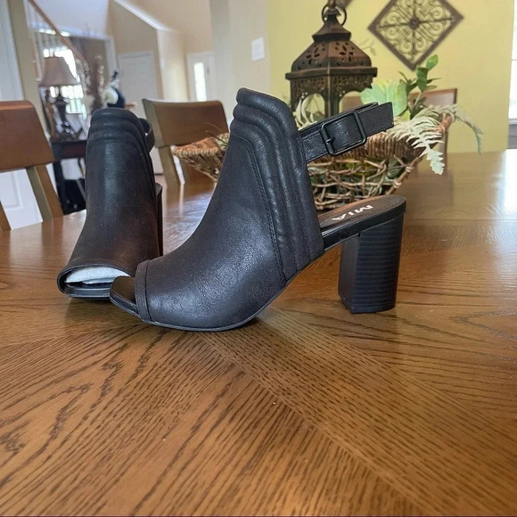 MIA‎ Keity Open Toe Sling Back Heel in Black Size 9 - Picture 2 of 11